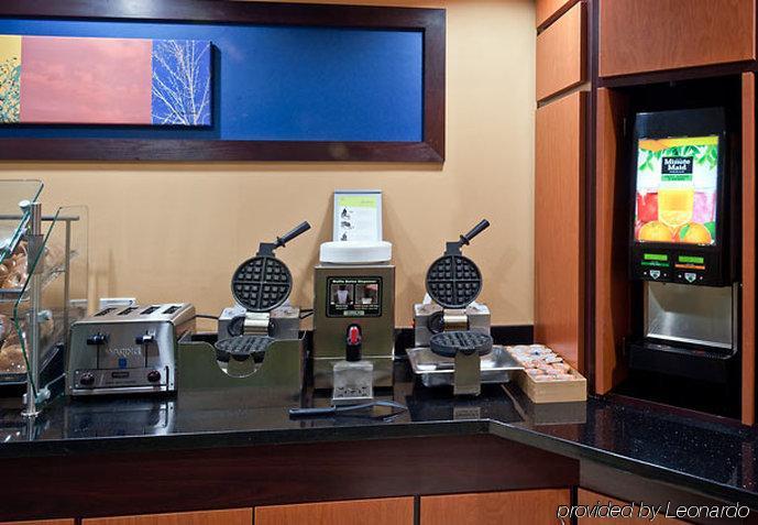 Fairfield Inn & Suites By Marriott Tallahassee Central Restaurant billede