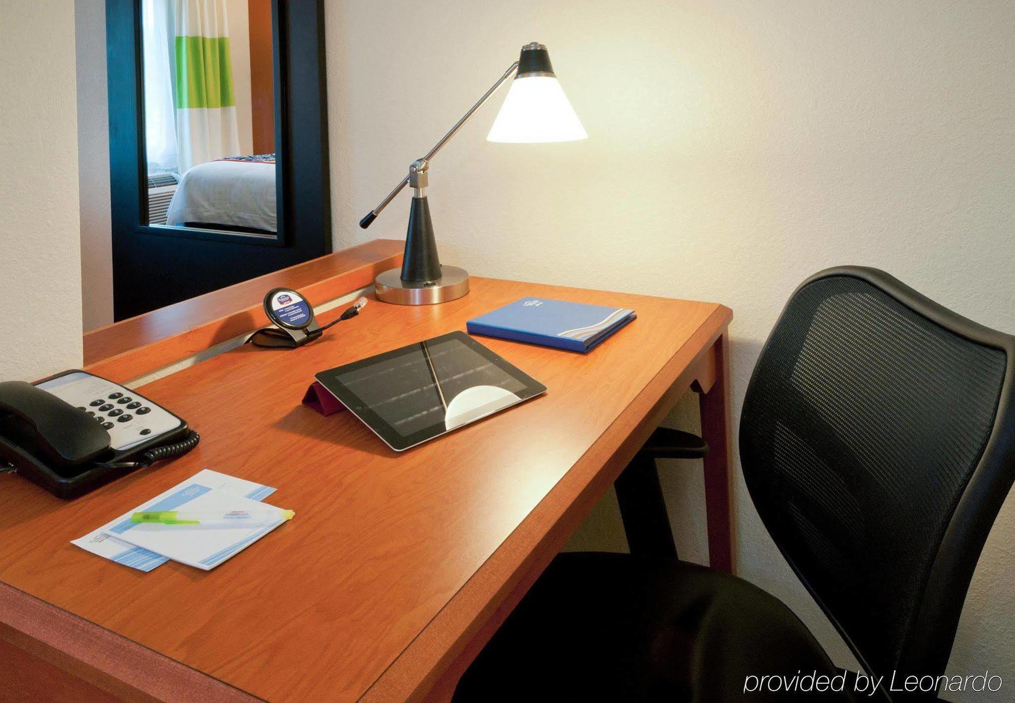 Fairfield Inn & Suites By Marriott Tallahassee Central Værelse billede